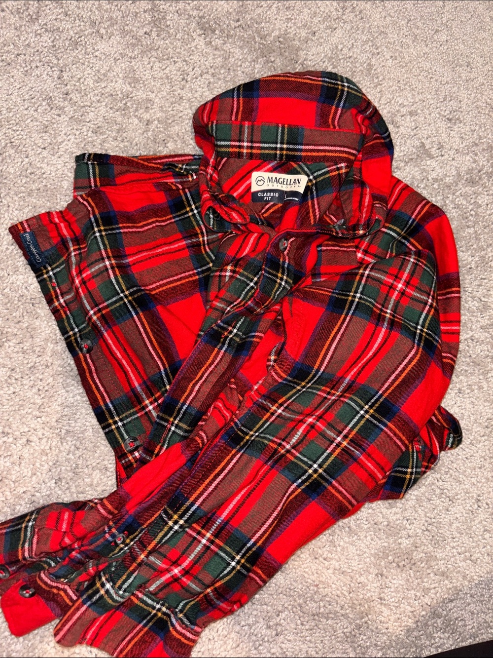Magellan Outdoors Red Plaid Button-Down Shirt